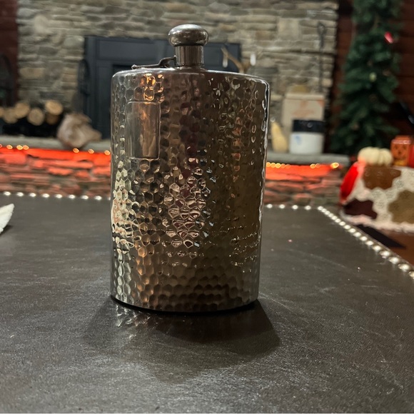 Rare Vintage Hammered Metal Cork Top Flask Made In Germany - Picture 3 of 7